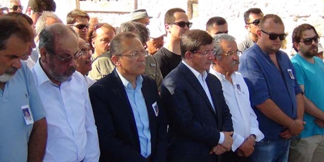 Eski Başbakan Davutoğlu'nun acı günü
