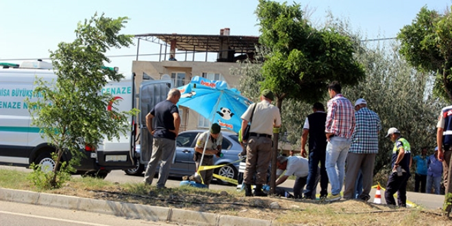 Manisa'da otomobil yayaya çarptı: 1 ölü
