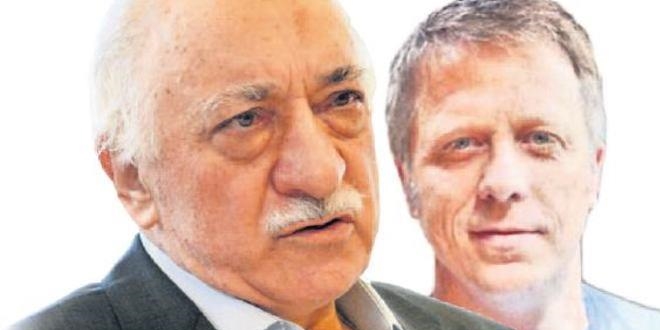 ABD'li eğitimciden uyarı: FETÖ sizi kullanıyor