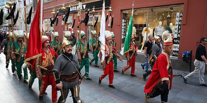 TSK Mehteran Bölüğünden açık hava konseri