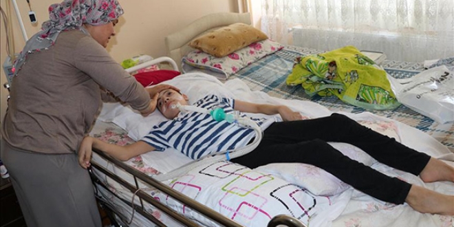 Annesi SP hastası oğluna hediye yatakla kavuştu
