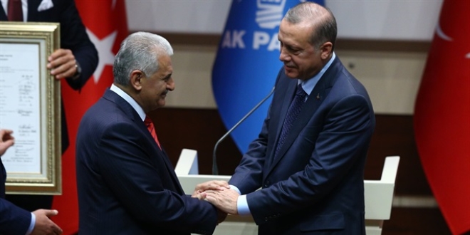 AK Parti'de kongre süreci 4 Temmuz'da başlıyor