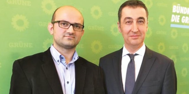 Almanlar FETÖ'nün ağzına bakıyor