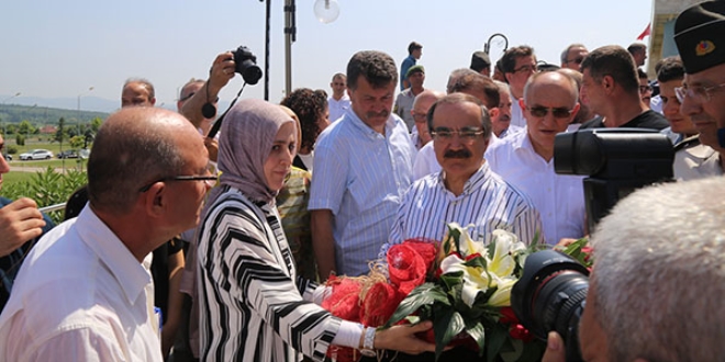 Vali Co�'a veda t�reni