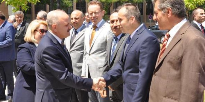 Eski�ehir Valisi �akacak: Vatanda� ilgi istiyor