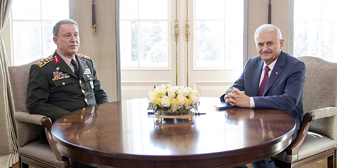 Ba�bakan Y�ld�r�m, Genelkurmay Ba�kan� Akar'� kabul etti