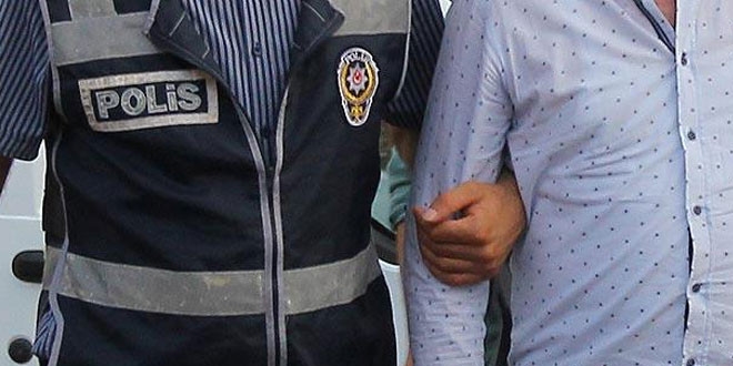 Gaziantep'te FETÖ operasyonu: 2 kişi gözaltına alındı