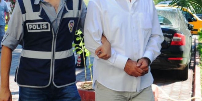 Sivas'ta gzaltna alnan 3' temen, 5 kii tutukland