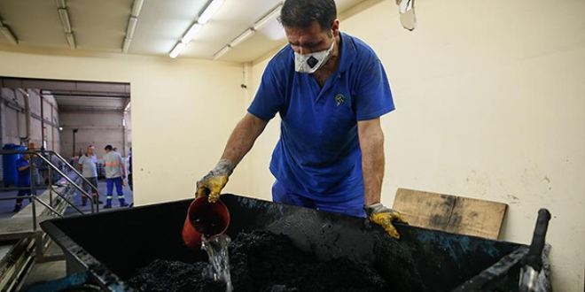 Zeytin atıklarını biriktirdi... Şimdi fabrikası var