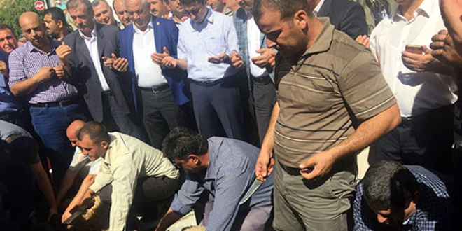 Baykan Kaymakam�, kurban kesilerek g�reve ba�lad�