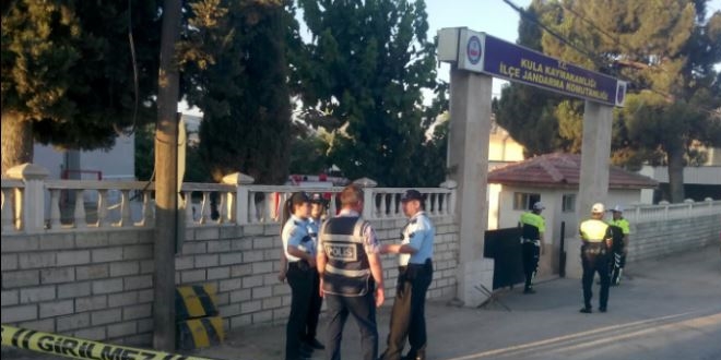 Cinnet geçiren asker karakolu taradı: 3 şehit