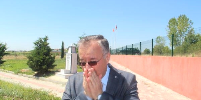 Vali 15 Temmuz anma etkiliğinde ağladı