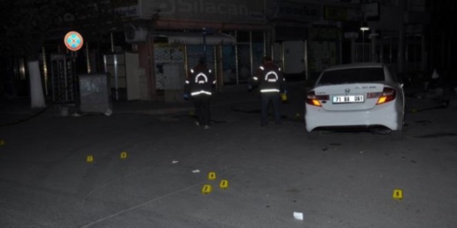 K�r�kkale'de silahl� kavga: 2 �l�, 2 yaral�