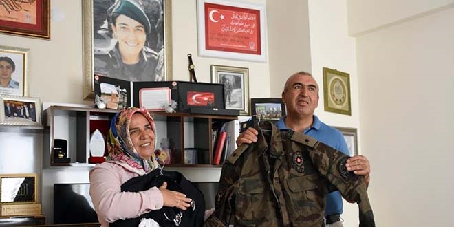 'Anne �ehit olursam �z�lme, gurur duy, a�lama'