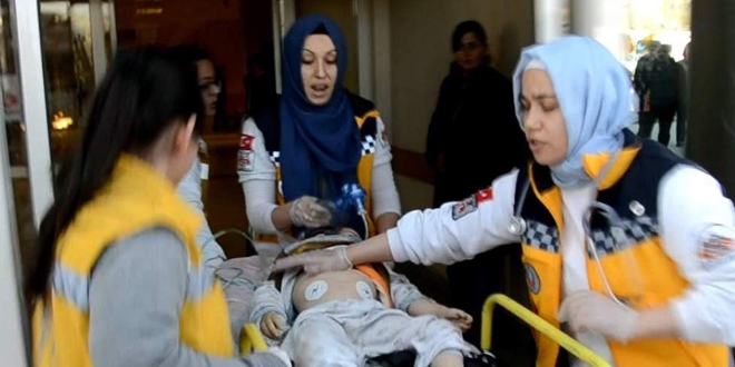 Cinnet getiren anne 3 yaşındaki çocuğunu öldürdü