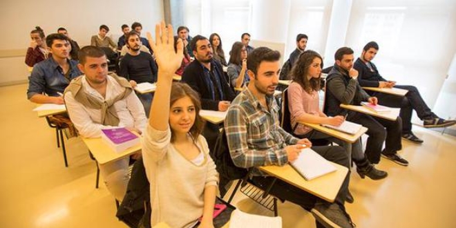 Doktora mezunları ders verebilecek