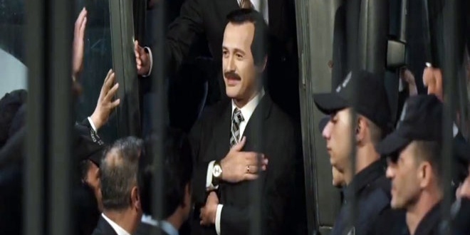 Erdoğan'ın filmini yapan yönetmene FETÖ'den gözaltı