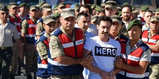 Darbecinin giydiği tişörtten cezaevine soruşturma