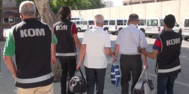Gaziantep'te FETÖ'ye finans sağlayan 2 kişi gözaltında