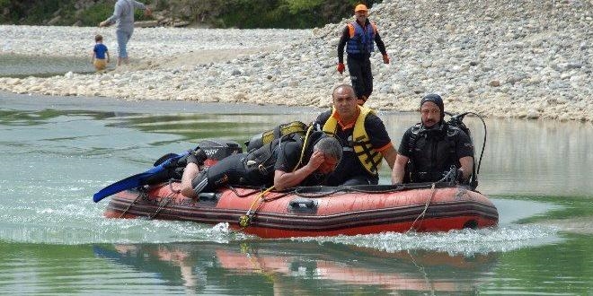 Bal�k tutmaya giden 13 ya��ndaki �ocuk g�lette bo�uldu