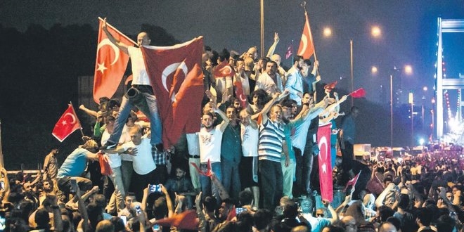 stanbul ve Ankara'da 24 saat demokrasi nbeti tutulacak