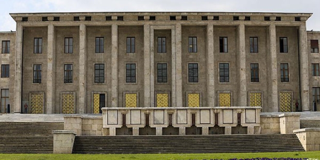 Meclise yeni dokunulmazlık dosyaları sevkedildi
