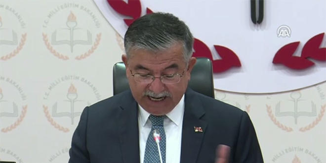 Bakan Yılmaz, yenilenen müfredatı anlattı