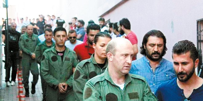 Üsteğmen: Şikayete gittim herkes FETÖ'cüydü