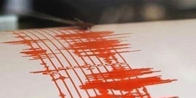 Manisa'da 4 büyüklüğünde deprem