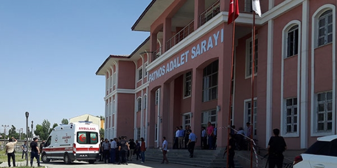 Adliye çıkışı silahlı saldırı: 1 ölü, 3 yaralı