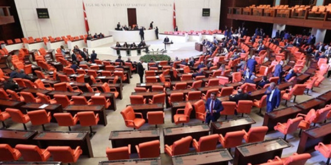 Kahraman, TBMM taşınacak iddialarına son noktayı koydu