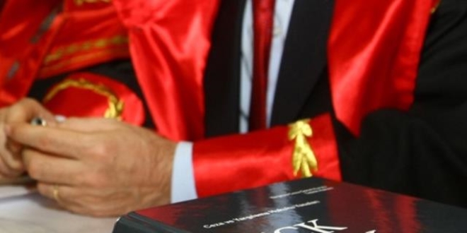 FETÖ'cü komiser ve polis memuruna 6'şar yıl hapis cezası