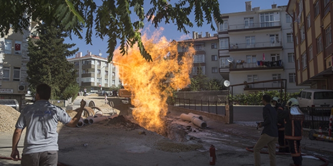 Başkentte doğalgaz boru hattında yangın