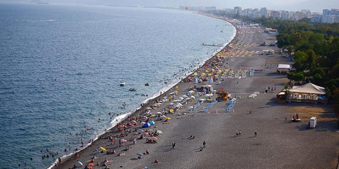 Antalya sahillerini görmeye milyonlar geliyor