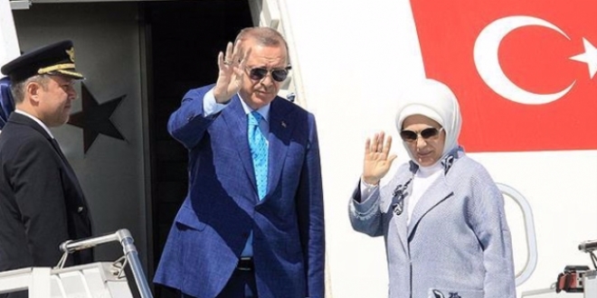 Cumhurbaşkanı Erdoğan Kuveyt'e geldi