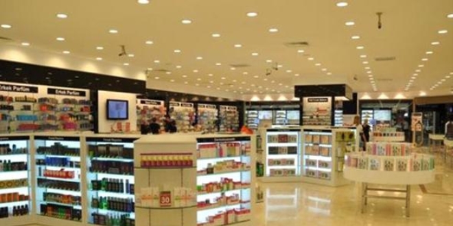 Tekin Acar'da zor günler: Mağazaları kapatıyor
