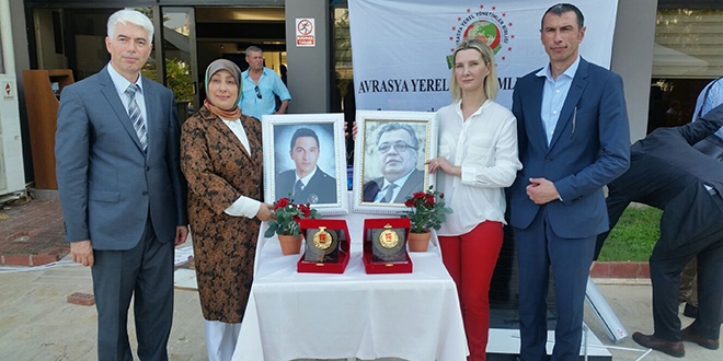 Rusya'dan 15 Temmuz şehidinin ailesine onur nişanı