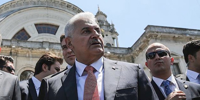 Başbakan Yıldırım, cuma namazını Gölbaşı'nda kıldı