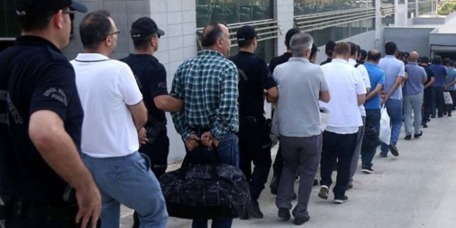 Tokat'ta muvazzaf askerlerin bulunduu 30 pheliden 14' tutukland