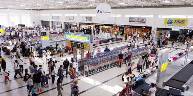 Antalya'ya havayoluyla 5 milyon turist geldi