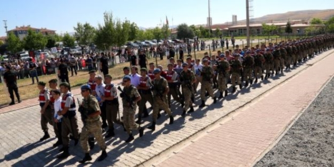 Çiçek'ten çapraz sorguda çelişkili cevaplar