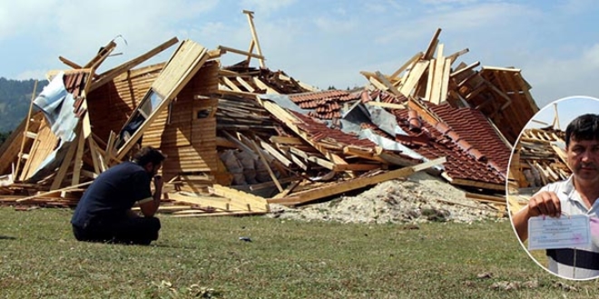 Kendi yapt� kendi y�kt�!