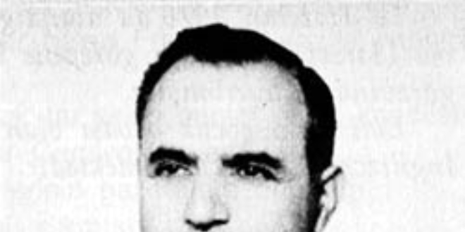 Gizemli general 's�r'lar�yla gitti