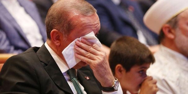 Cumhurbaşkanı Erdoğan gözyaşlarını tutamadı