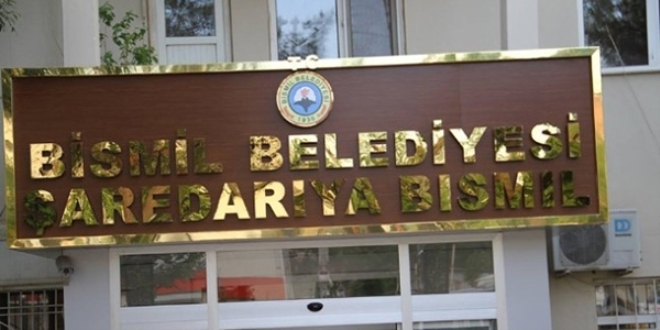 Belediyenin kapısına 'Rüşvet alan da veren de melundur' yazıldı