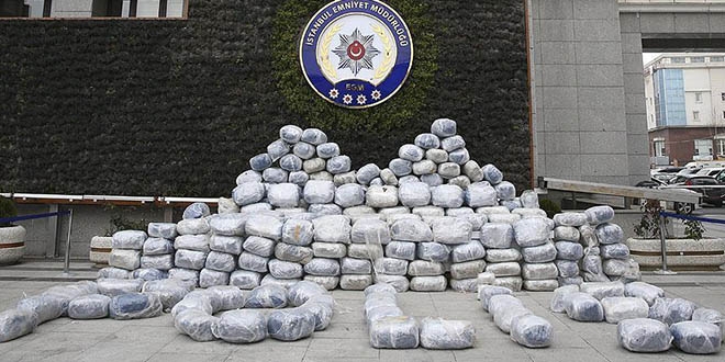 stanbul'da 4 tondan fazla uyuturucu yakaland