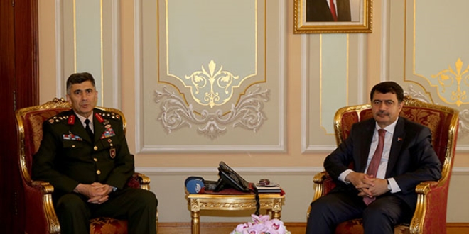 Orgeneral Çolak'tan Valiliğe veda ziyareti