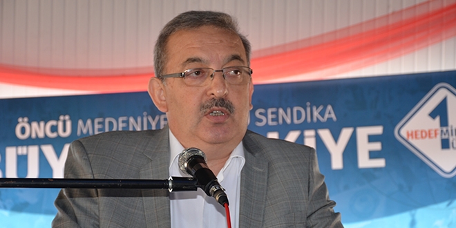 Memur-Sen hac izni ve bayram ikramiyesinde ısrarlı