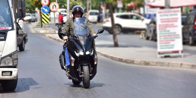 Belediye Başkanı'nın makam aracı motosiklet