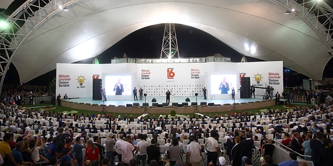 Erdoğan: Öğrenci bursları biraz daha artacak